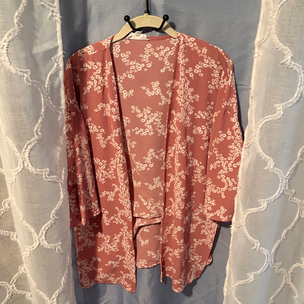Pink Rose Floral Cardigan in Soft Pink